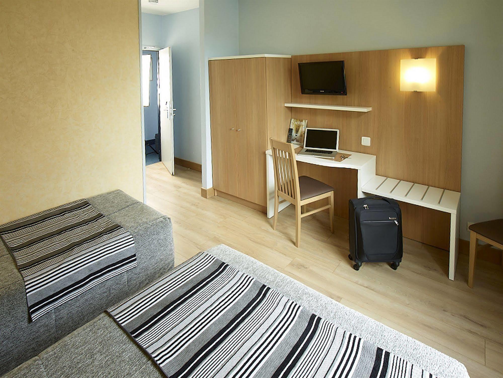 The Originals City, Hotel Continental, Poitiers Exterior foto